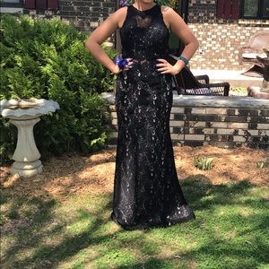 Black Dress for Prom Corsage